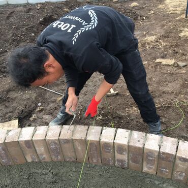 埼玉県　入間市　花壇　レンガ積　施工