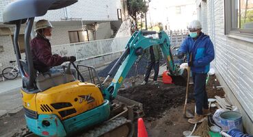 豊島区　外構工事　土工事　掘削　吉川工業