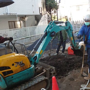 豊島区　外構工事　土工事　掘削　吉川工業