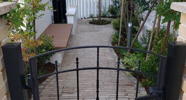 埼玉県所沢市　植栽工事　吉川工業