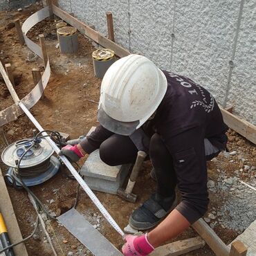 東京都板橋区　自転車置き場　土間コンクリート