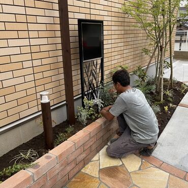 朝霞市　新築アパート　外構工事　植栽追加