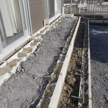 埼玉県飯能市　タイルデッキ基礎　吉川工業